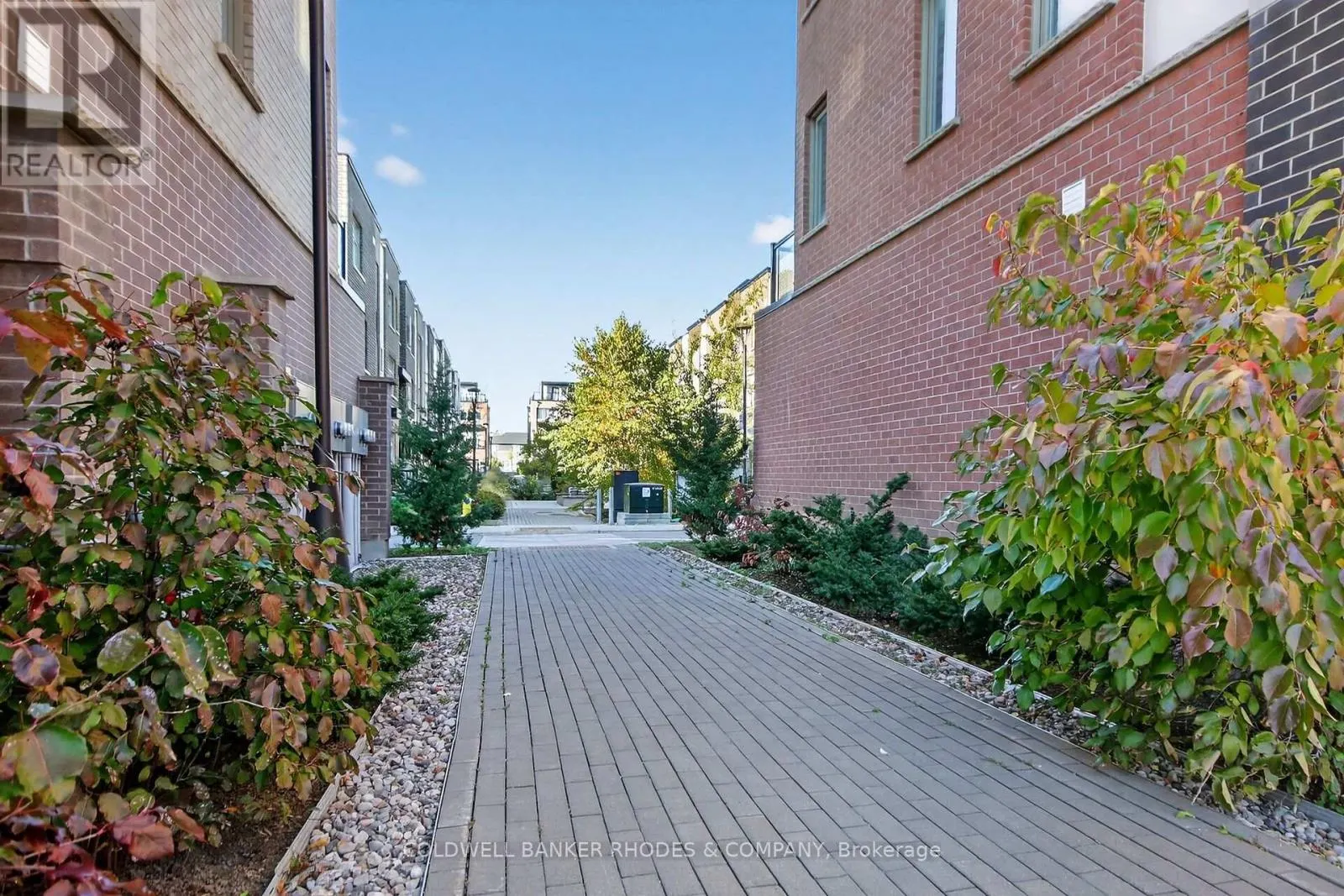 815 MIKINAK ROAD
