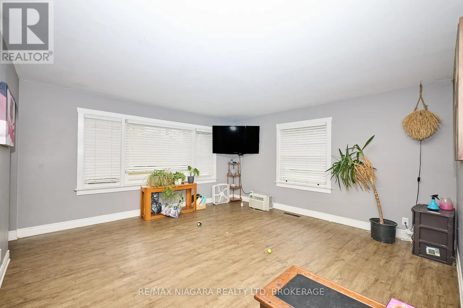 2503 CORAL AVENUE