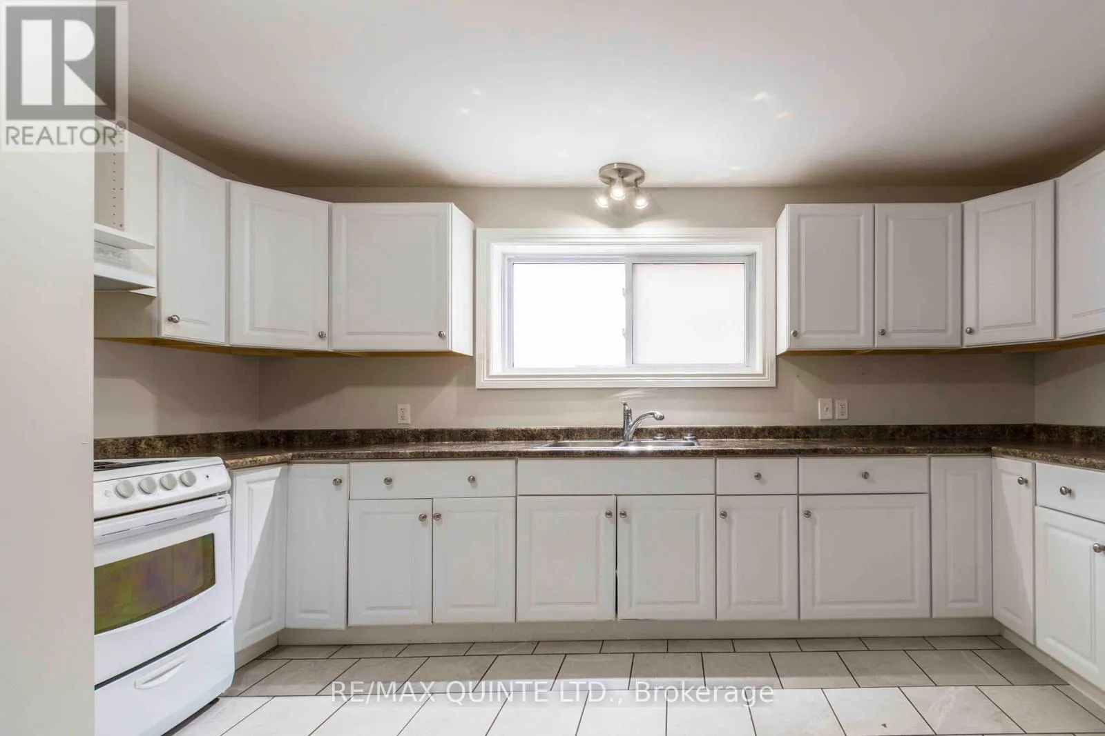 59 NORTH FRONT STREET