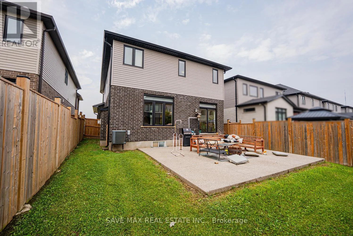 2382 WICKERSON ROAD
