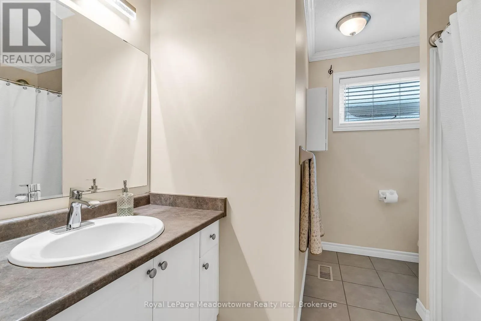 14 ATTO DRIVE