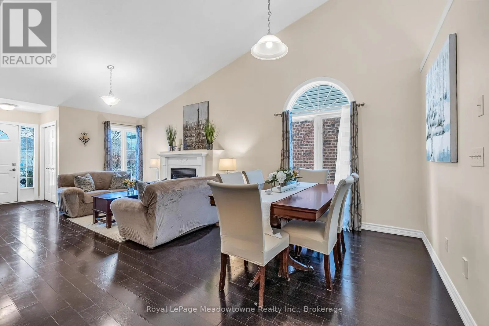 14 ATTO DRIVE
