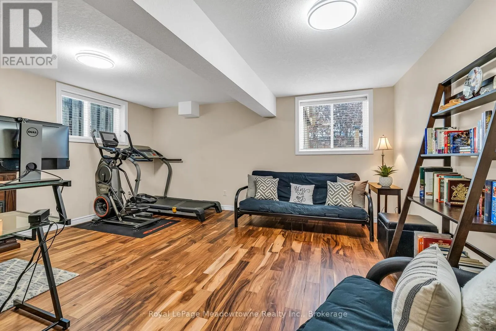 14 ATTO DRIVE