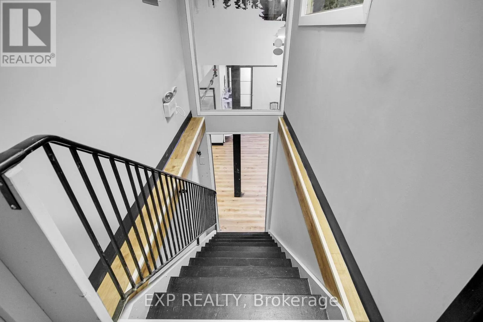 12 MAPLE AVENUE