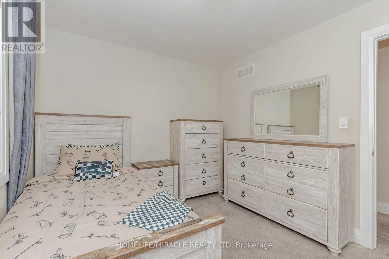 115 MONARCH WOODS DRIVE