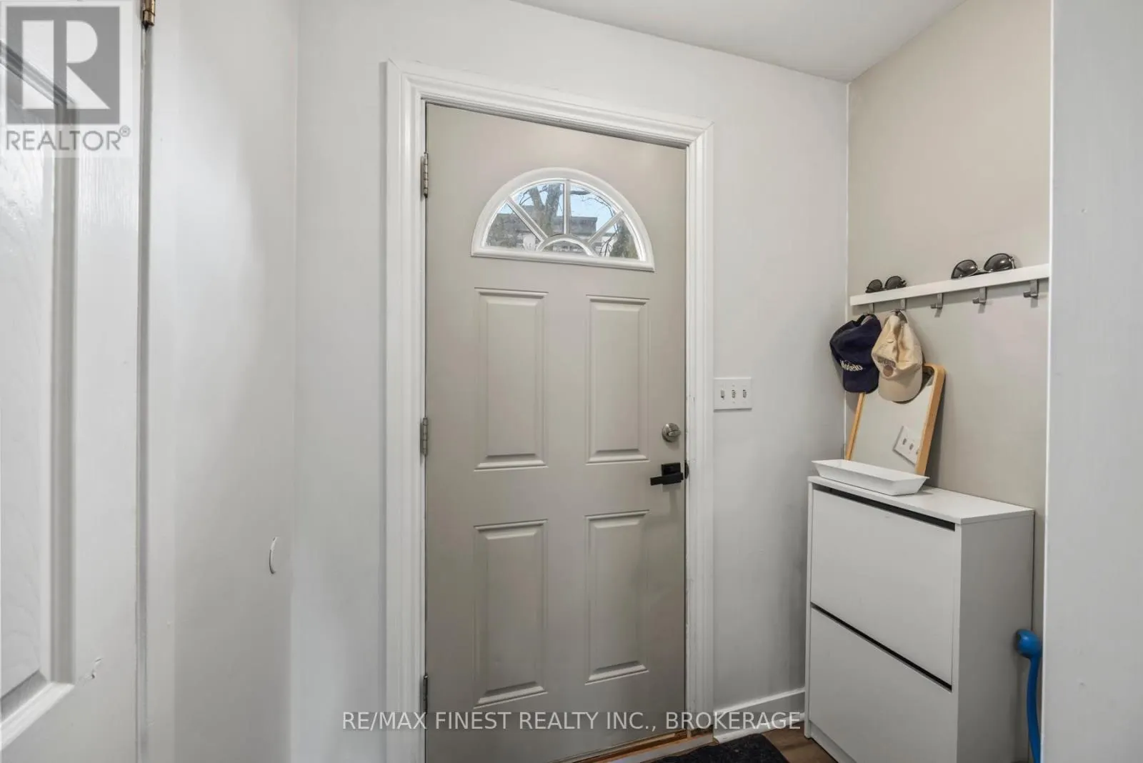 5 - 136 NOTCH HILL ROAD, #5