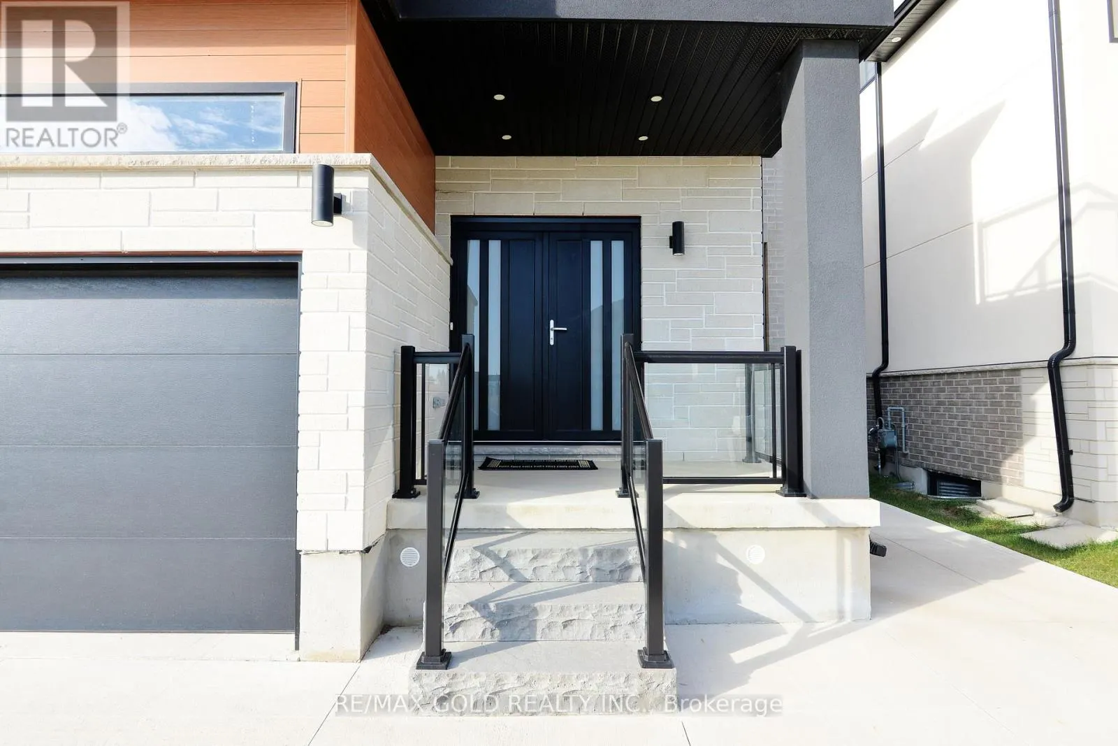 86 GRANDVILLE CIRCLE