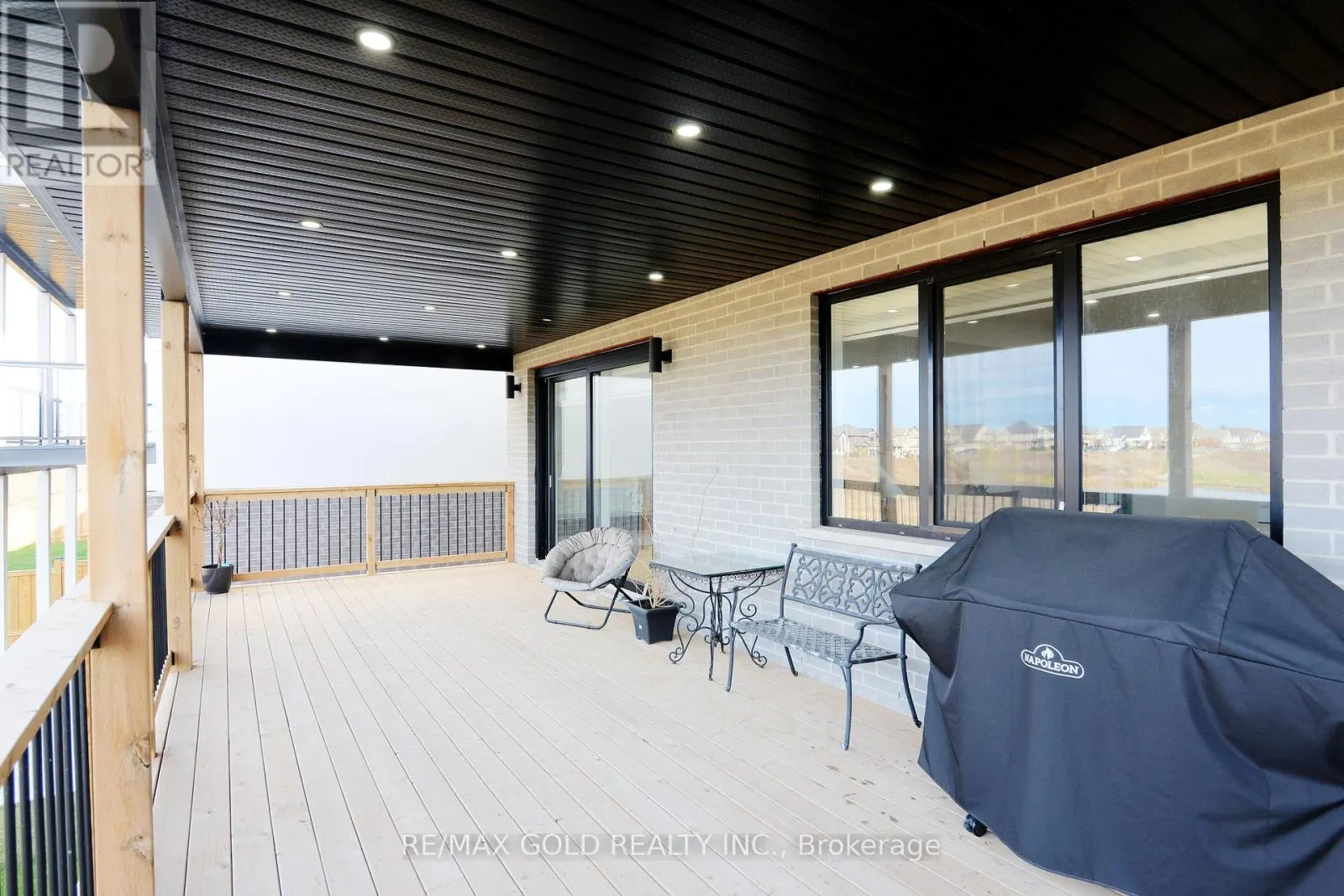 86 GRANDVILLE CIRCLE