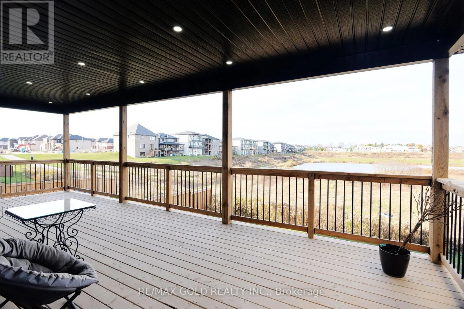 86 GRANDVILLE CIRCLE