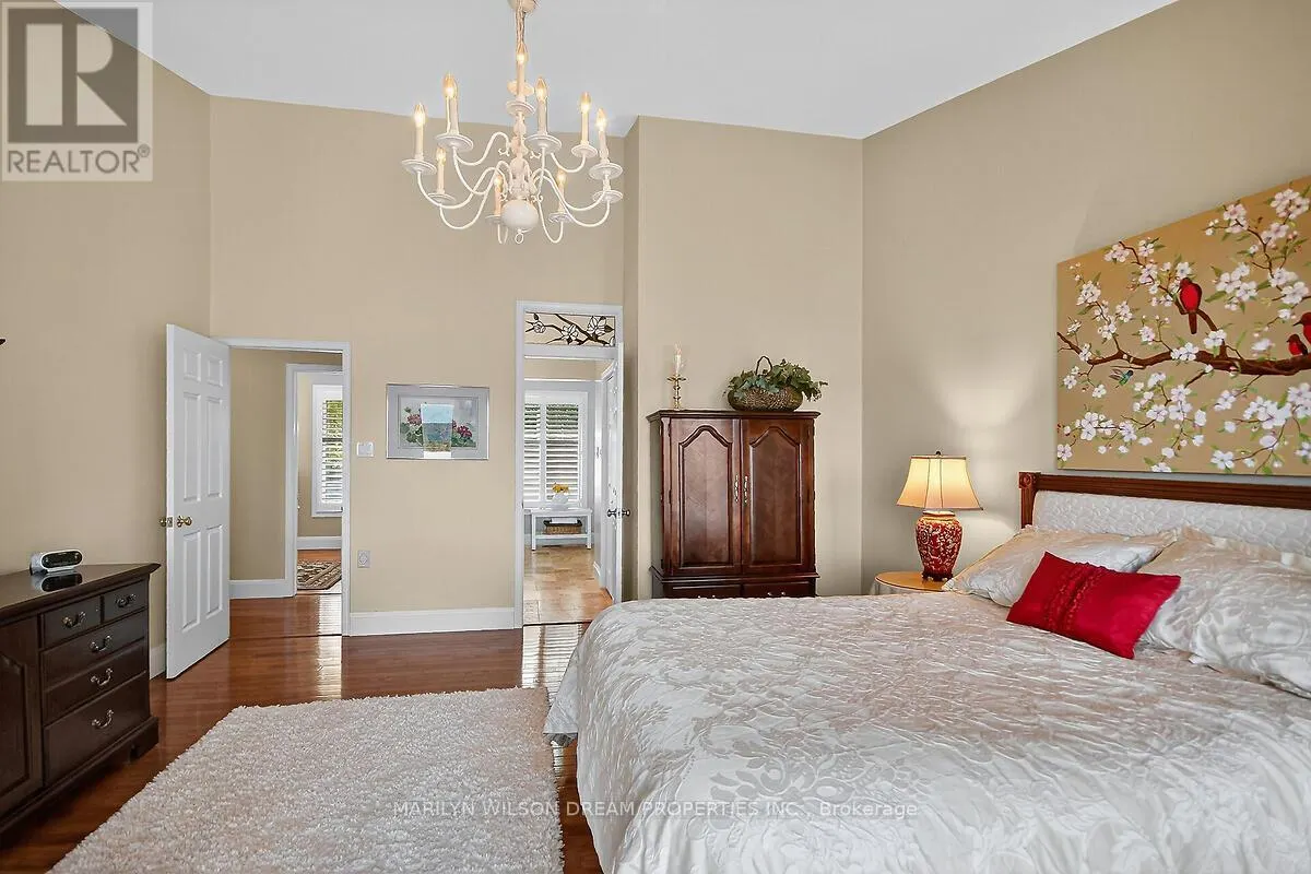 2998 BARLOW CRESCENT