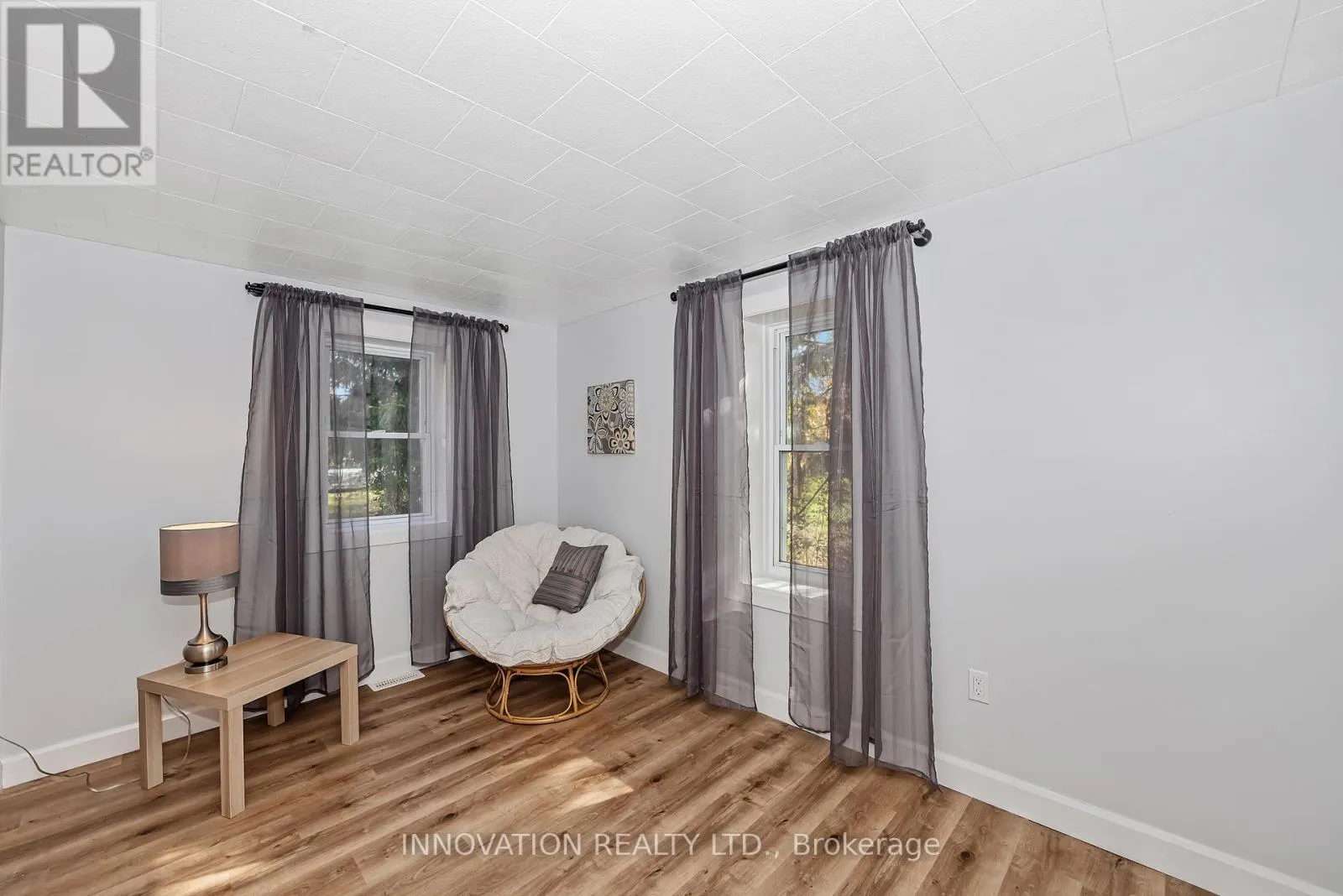 2716 MARGARET STREET W