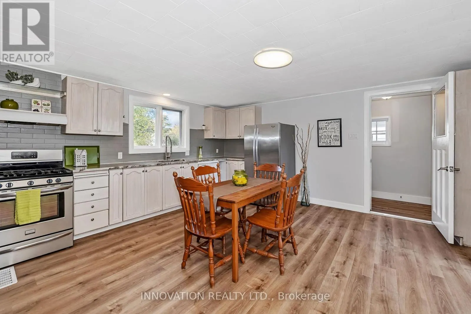 2716 MARGARET STREET W