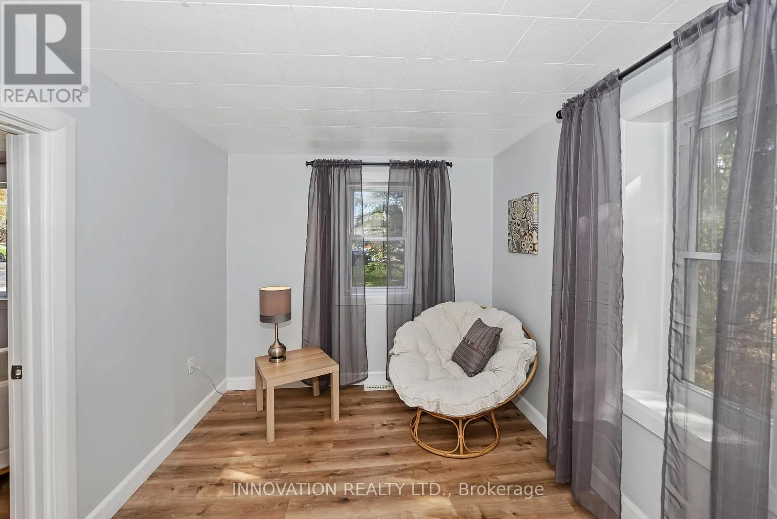 2716 MARGARET STREET W