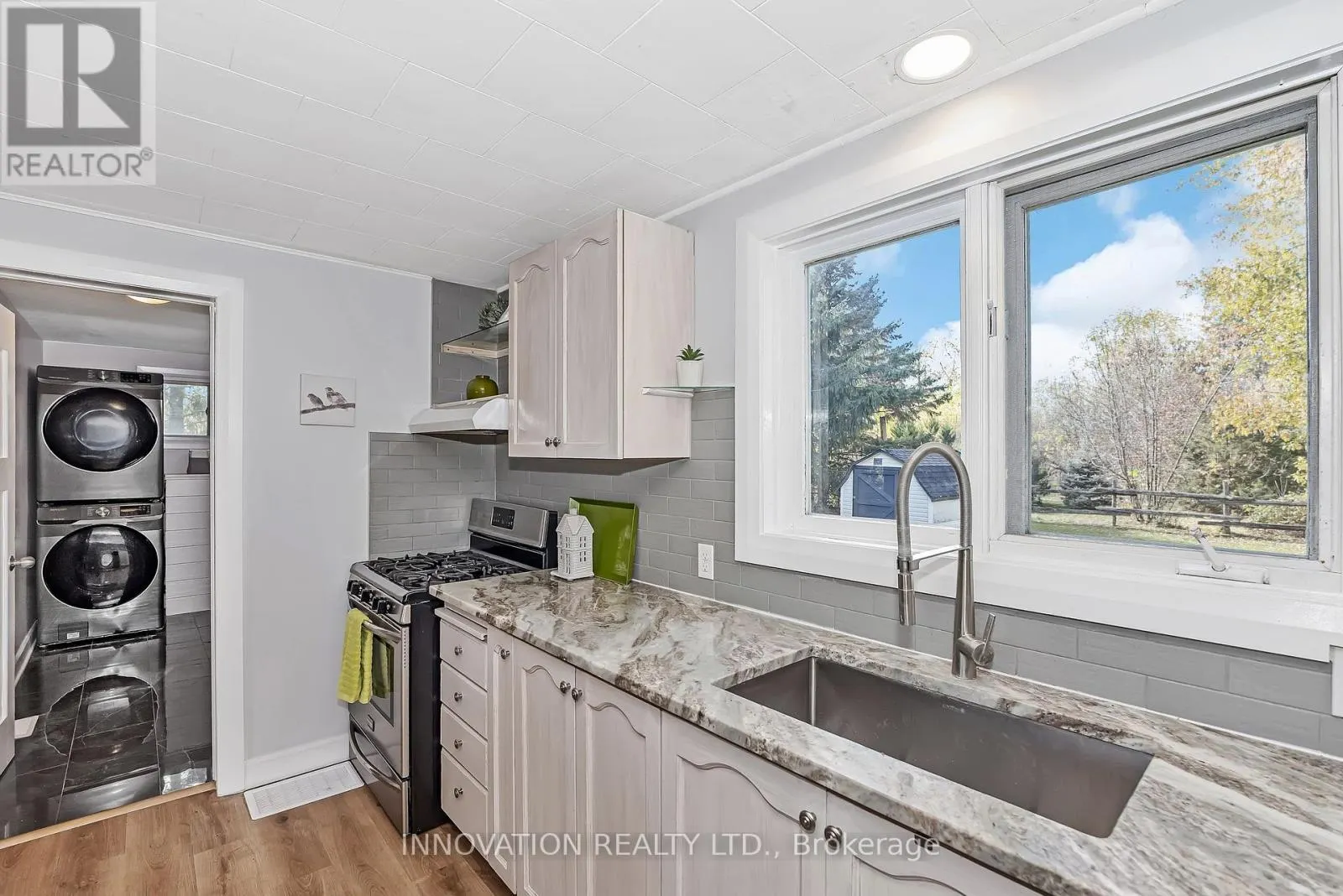 2716 MARGARET STREET W