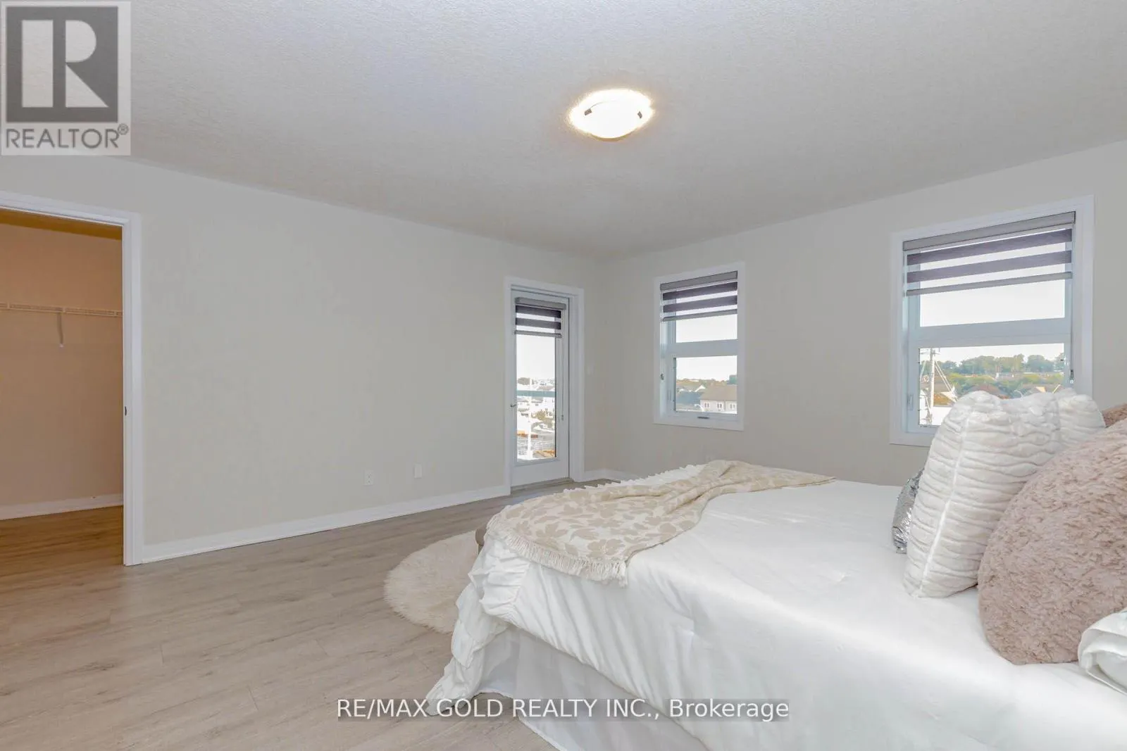 3 - 124 SEABROOK DRIVE