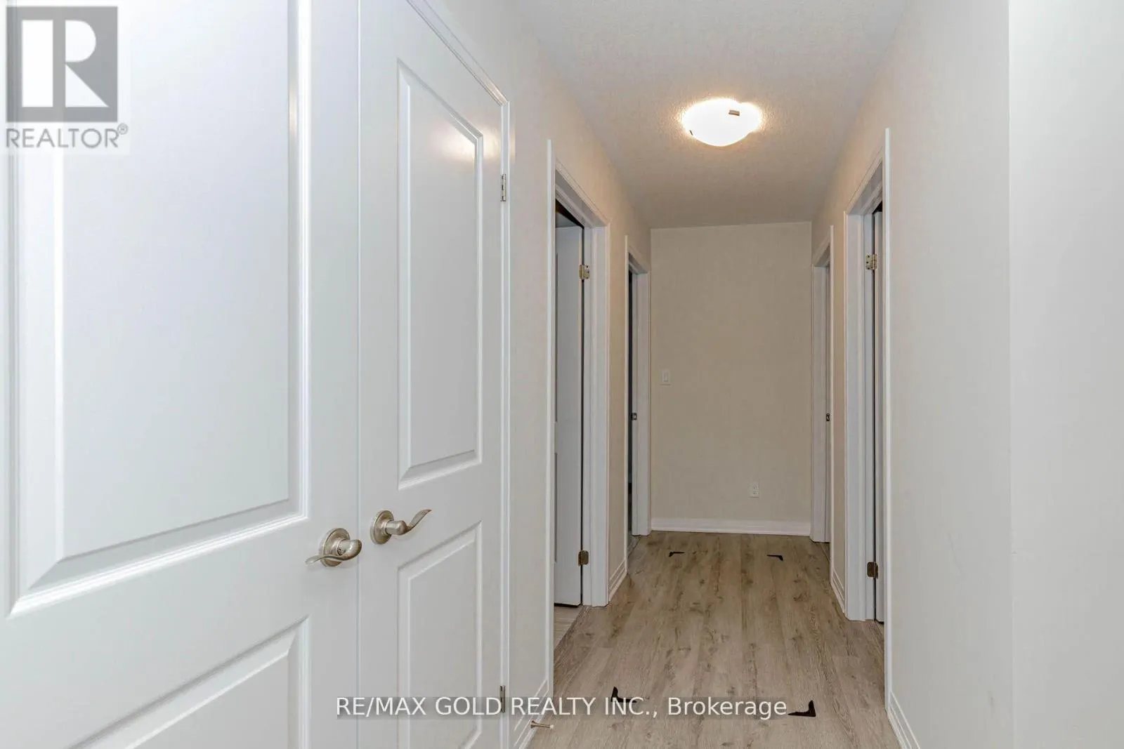 3 - 124 SEABROOK DRIVE