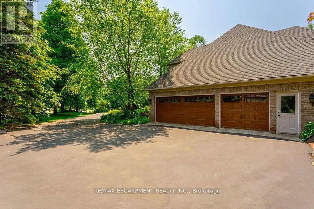 27 BLACKBERRY PLACE
