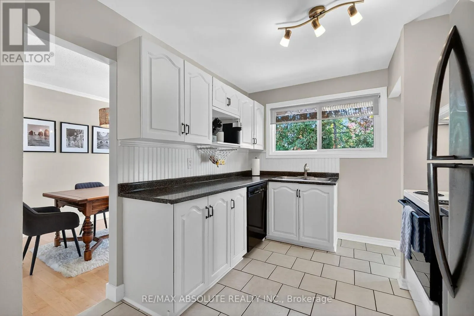 2186 TAWNEY ROAD