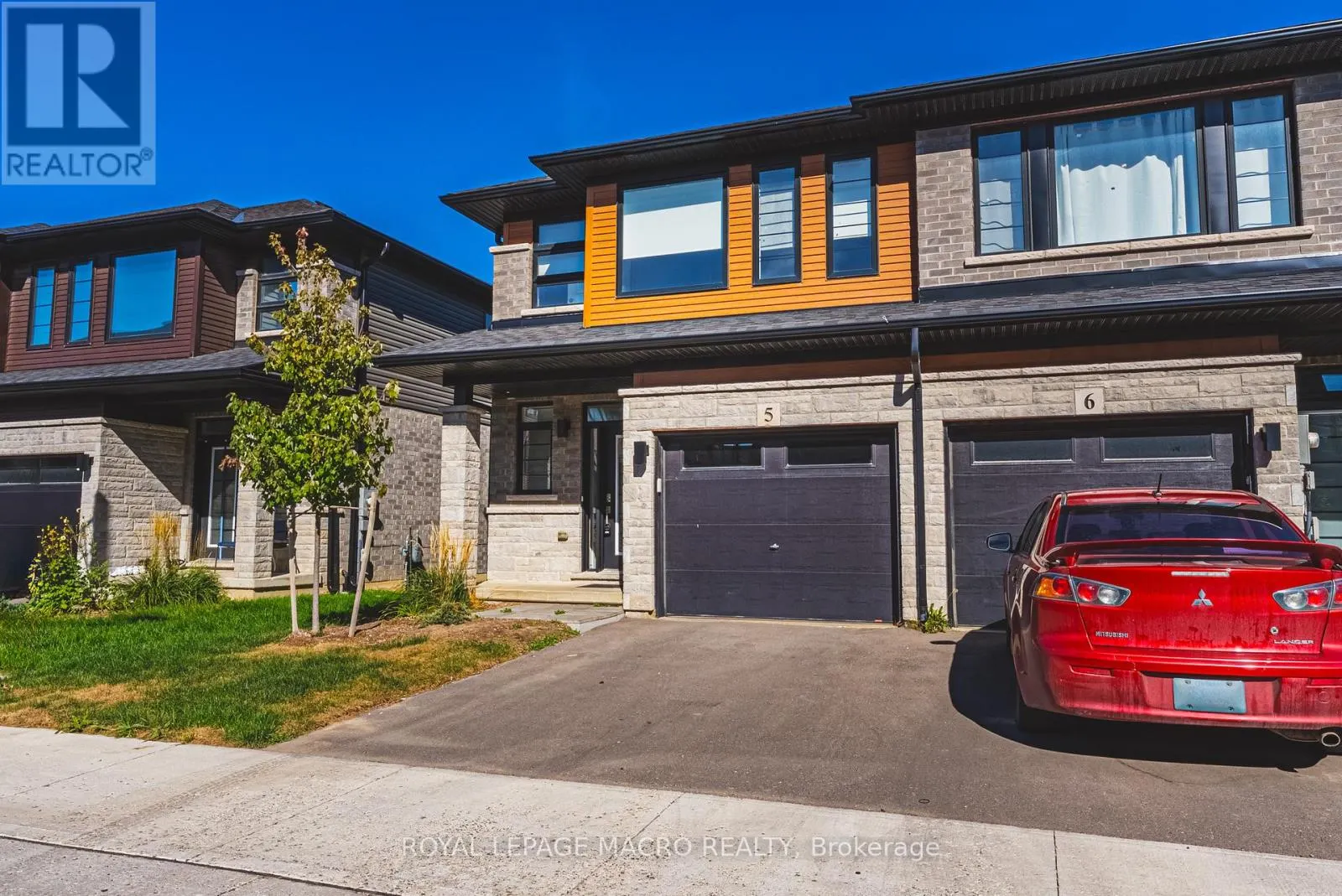 5 - 461 BLACKBURN DRIVE