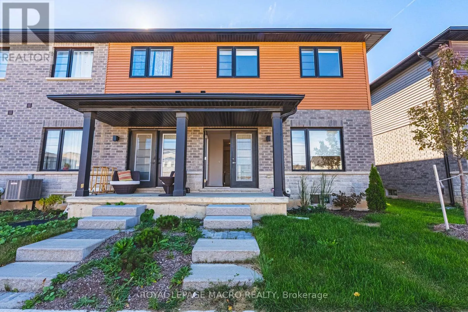 5 - 461 BLACKBURN DRIVE