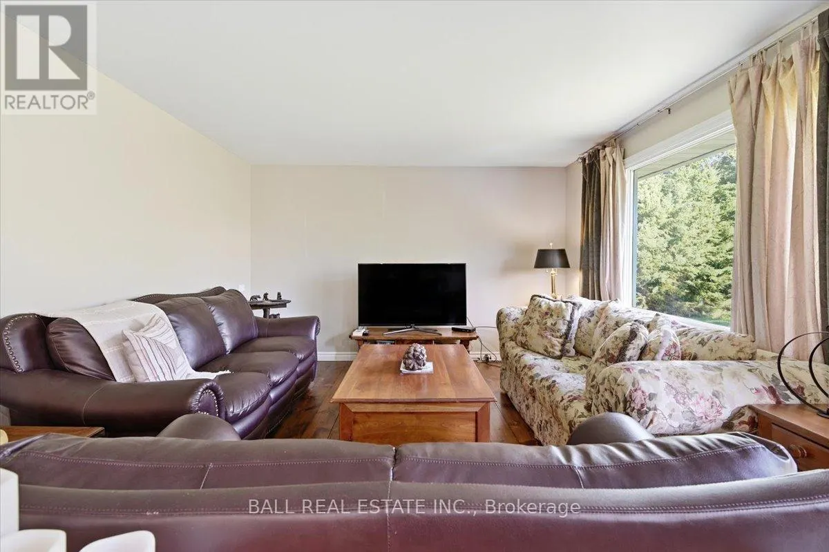 2046 SELWYN ROAD