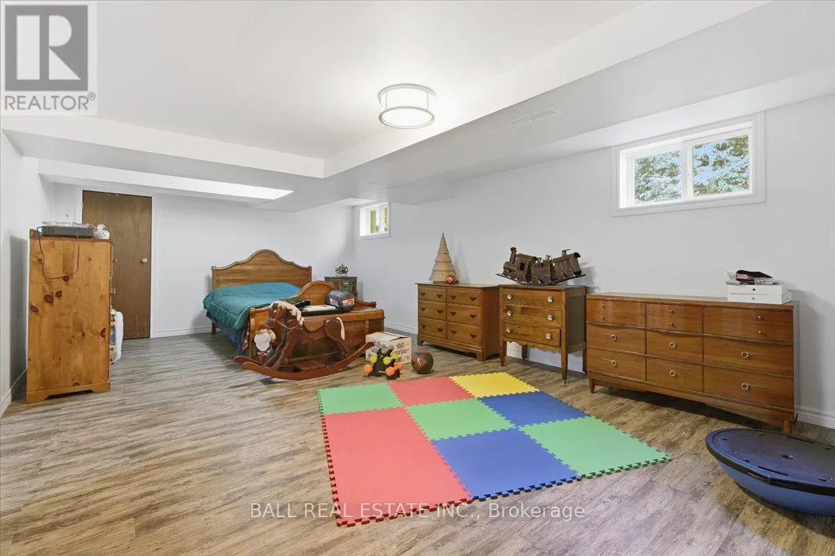 2046 SELWYN ROAD