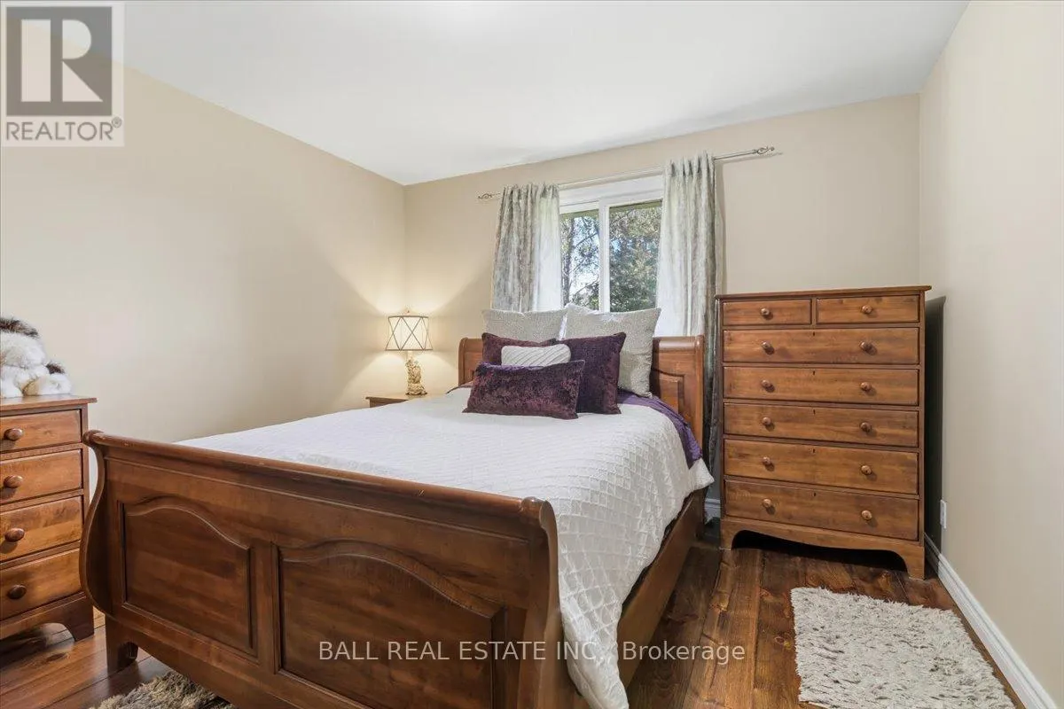 2046 SELWYN ROAD