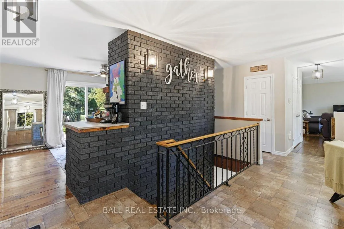 2046 SELWYN ROAD