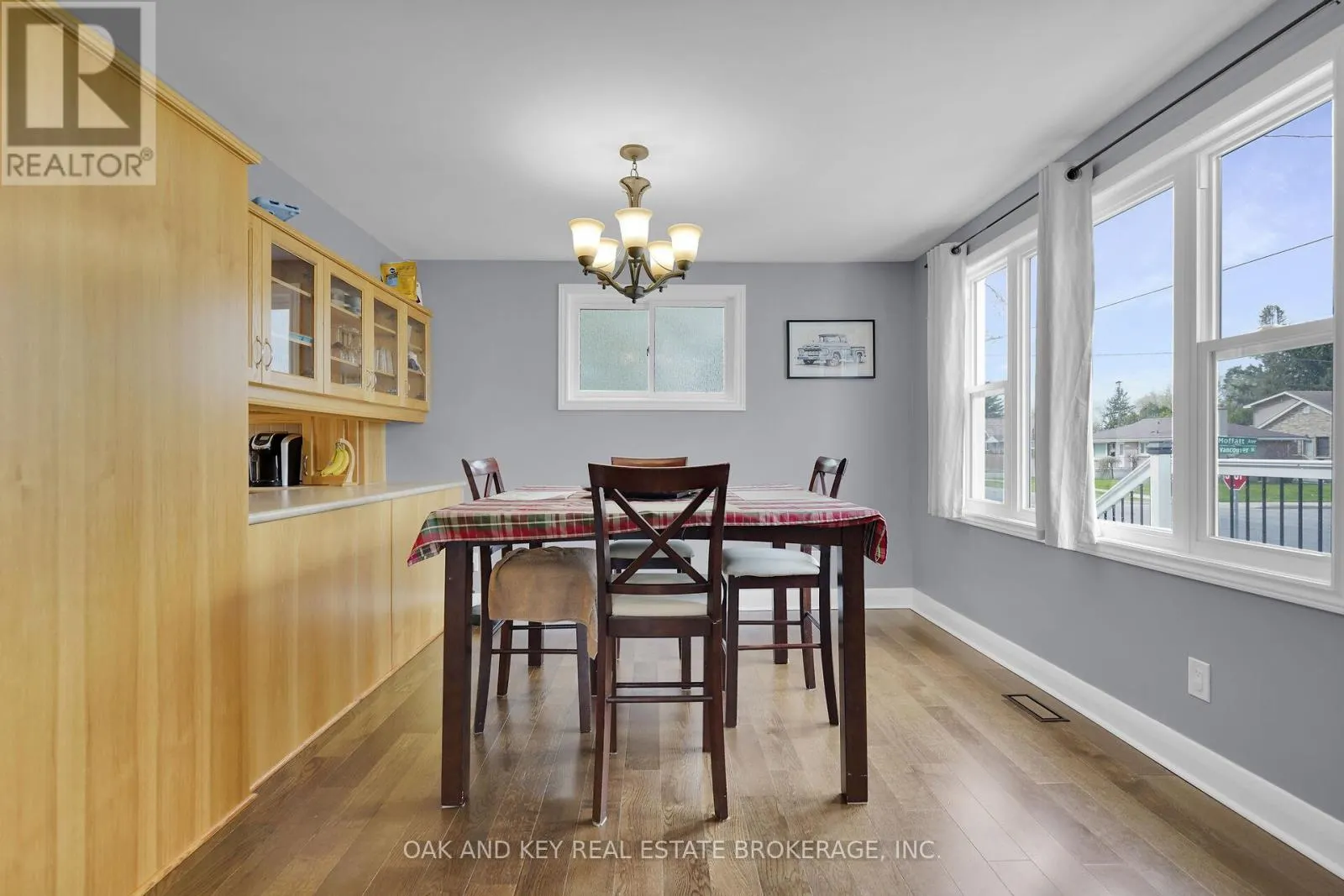 216 VANCOUVER STREET