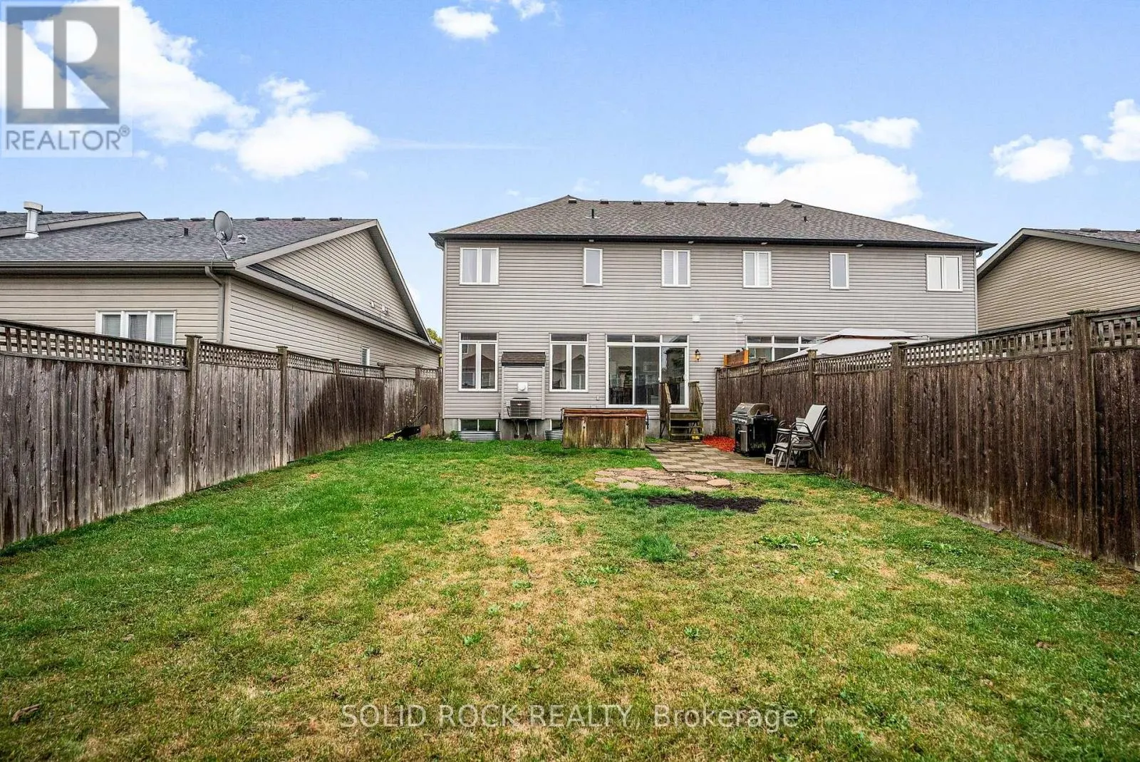 53 WILLOWSHORE WAY
