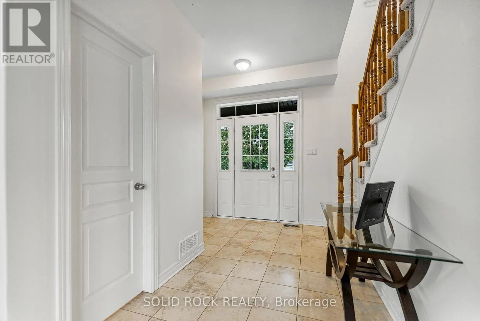 53 WILLOWSHORE WAY