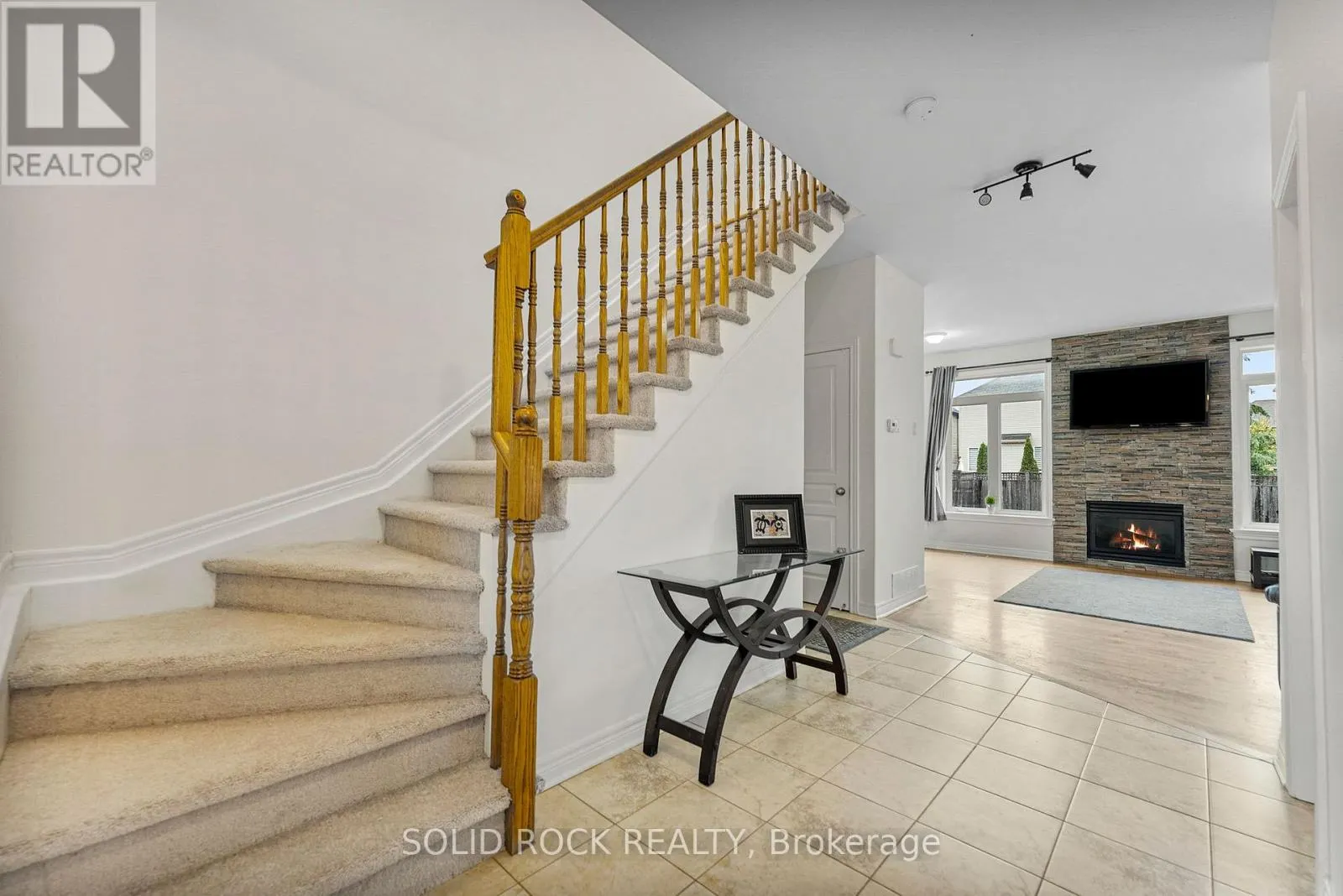 53 WILLOWSHORE WAY
