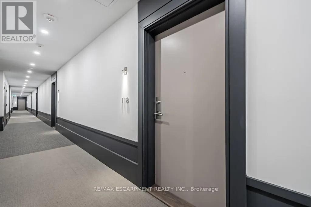 118 - 16 CONCORD PLACE