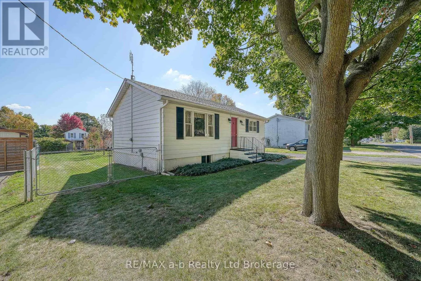 160 METCALFE STREET