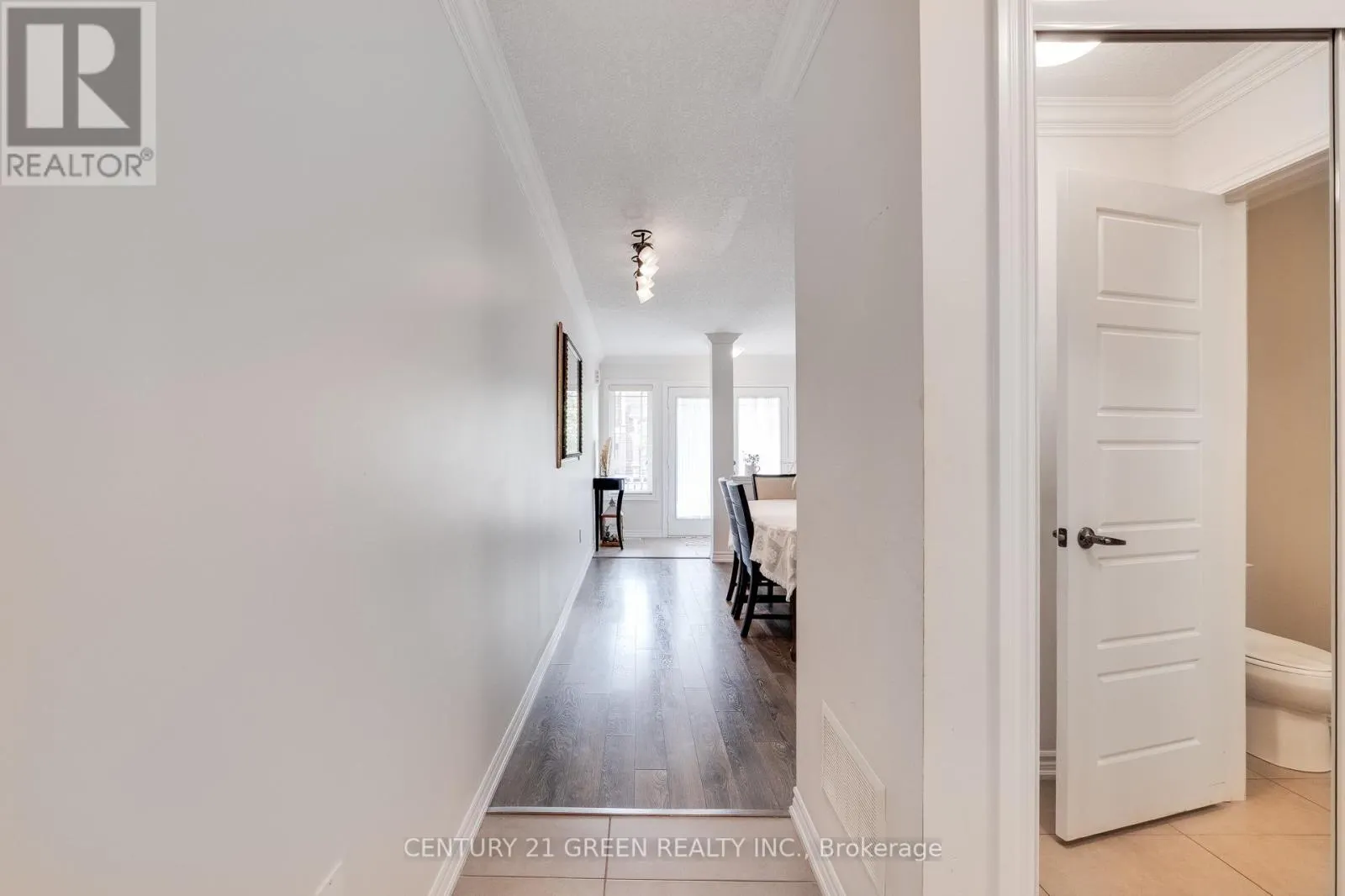 22 SCARLETWOOD STREET