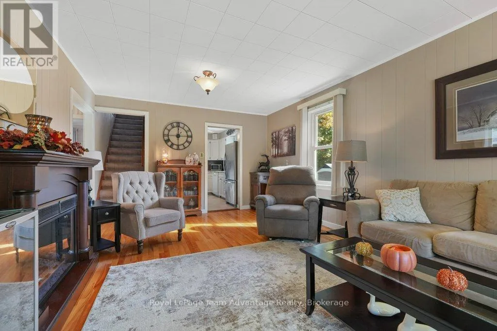 43 HILLCREST AVENUE