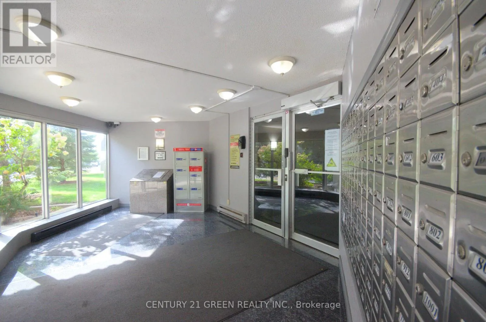 1005 - 1103 JALNA BOULEVARD