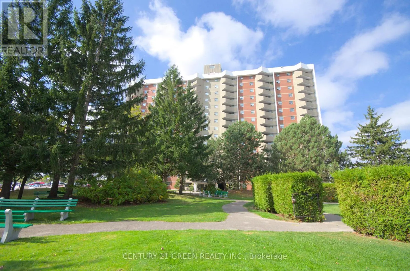 1005 - 1103 JALNA BOULEVARD