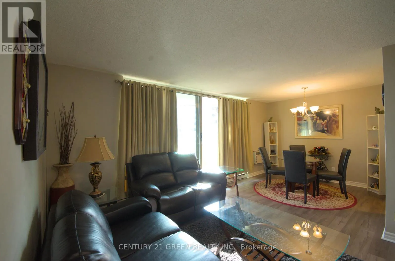 1005 - 1103 JALNA BOULEVARD