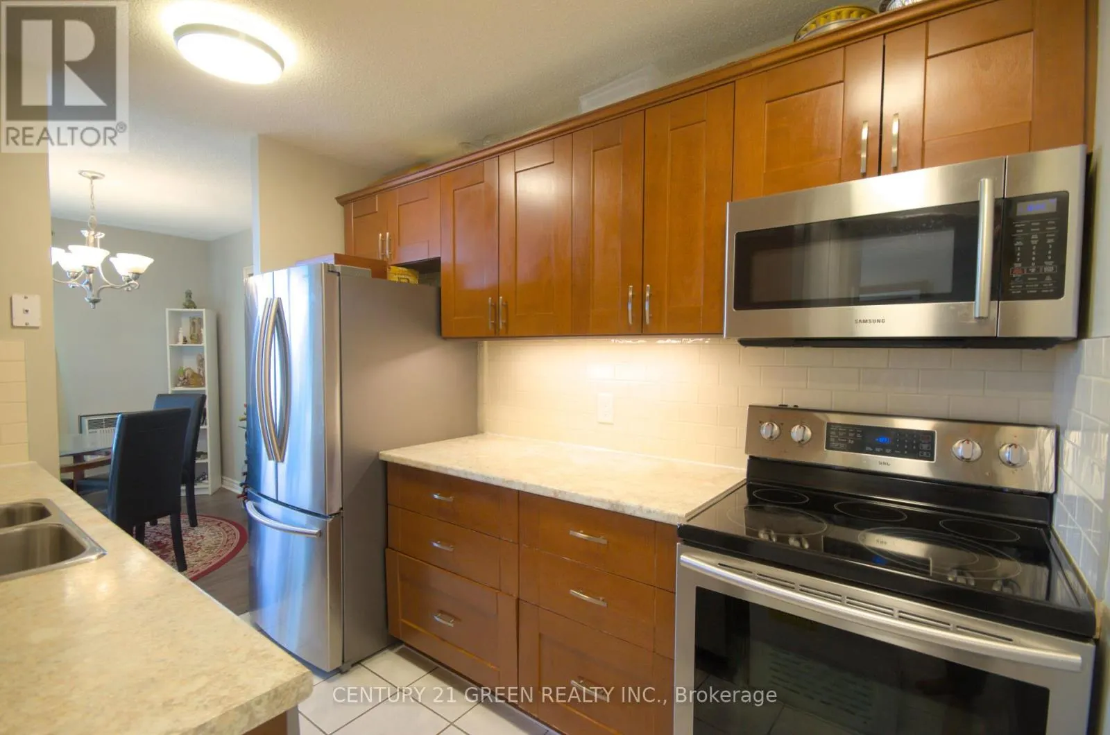 1005 - 1103 JALNA BOULEVARD