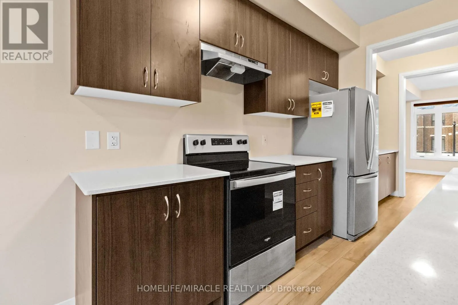 109 - 585 COLBORNE STREET E