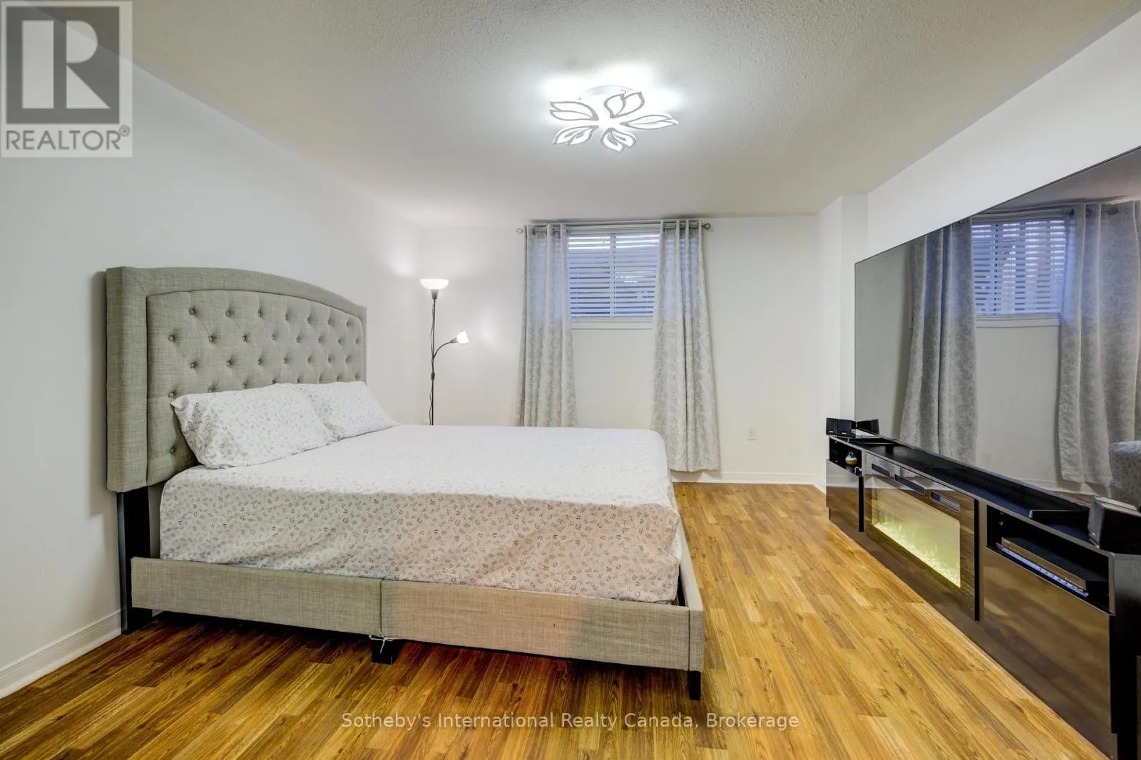 147 ST. LAWRENCE DRIVE