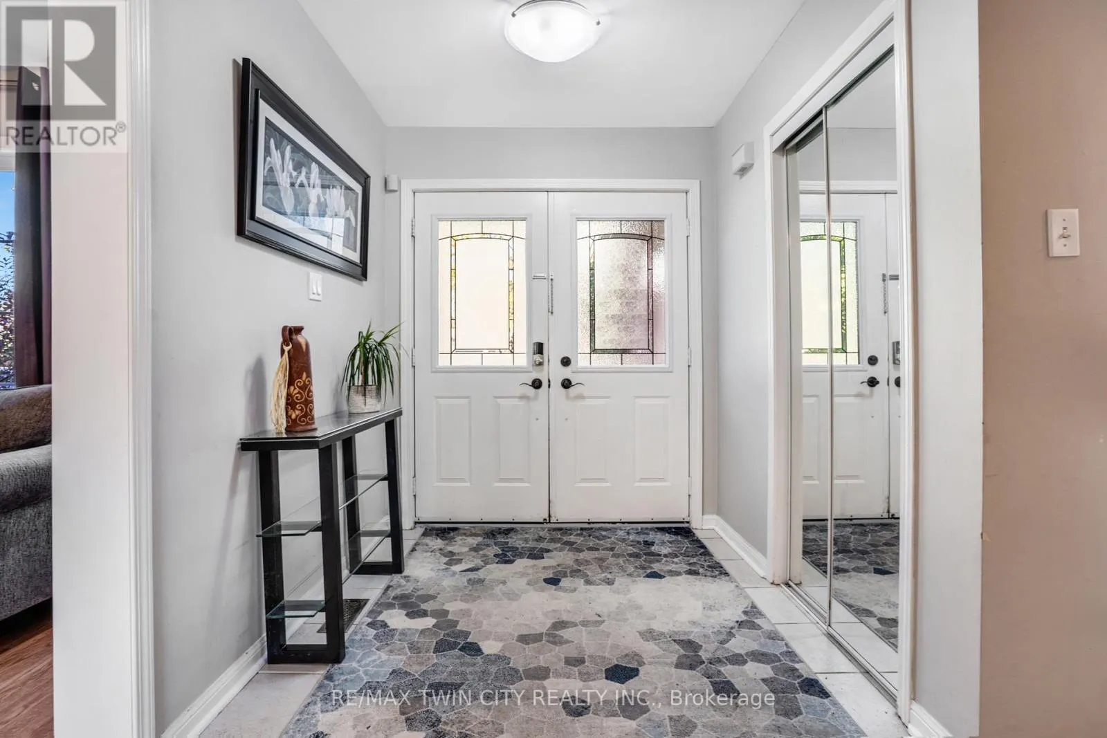 795 SAGINAW PARKWAY
