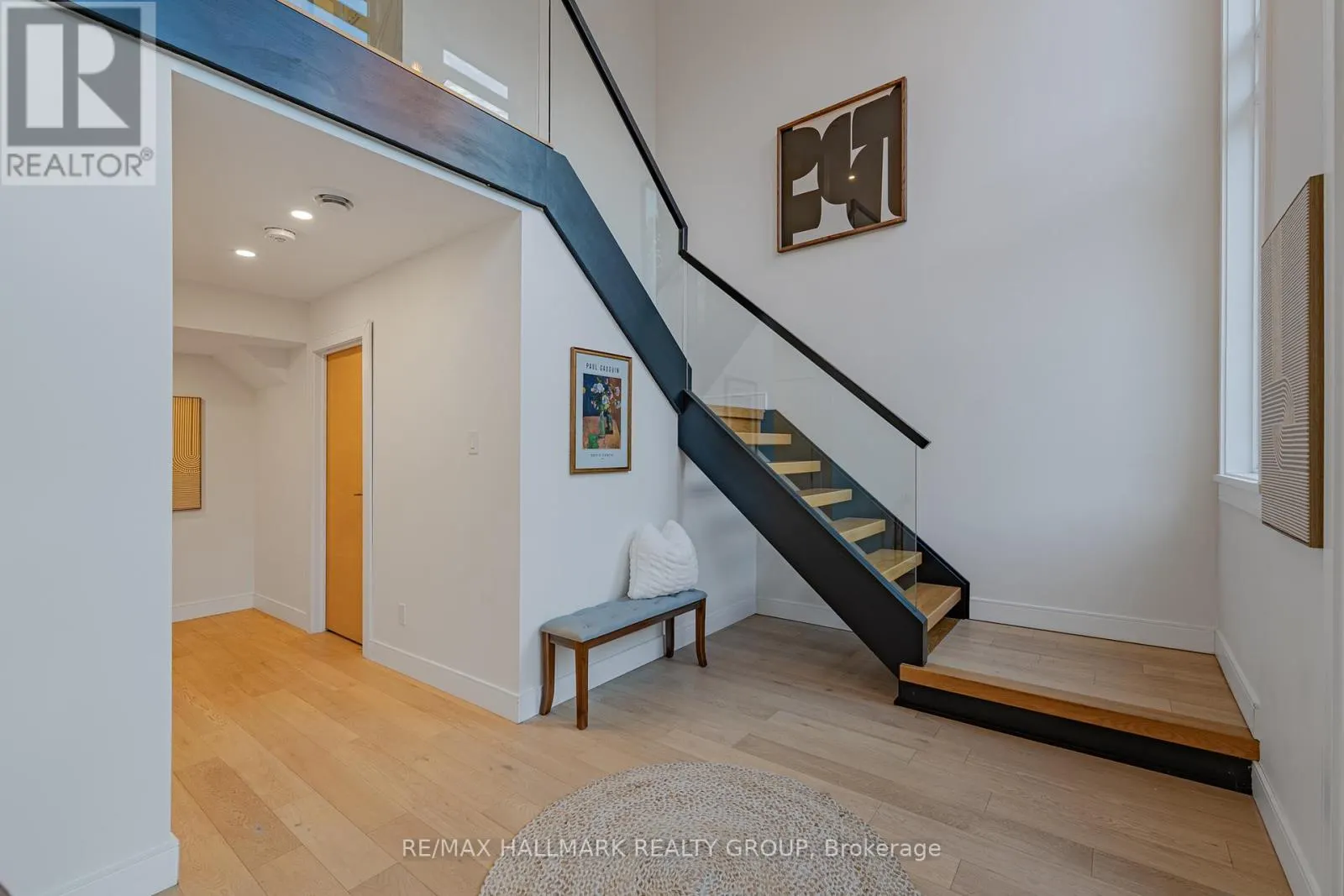 14 THORNTON AVENUE
