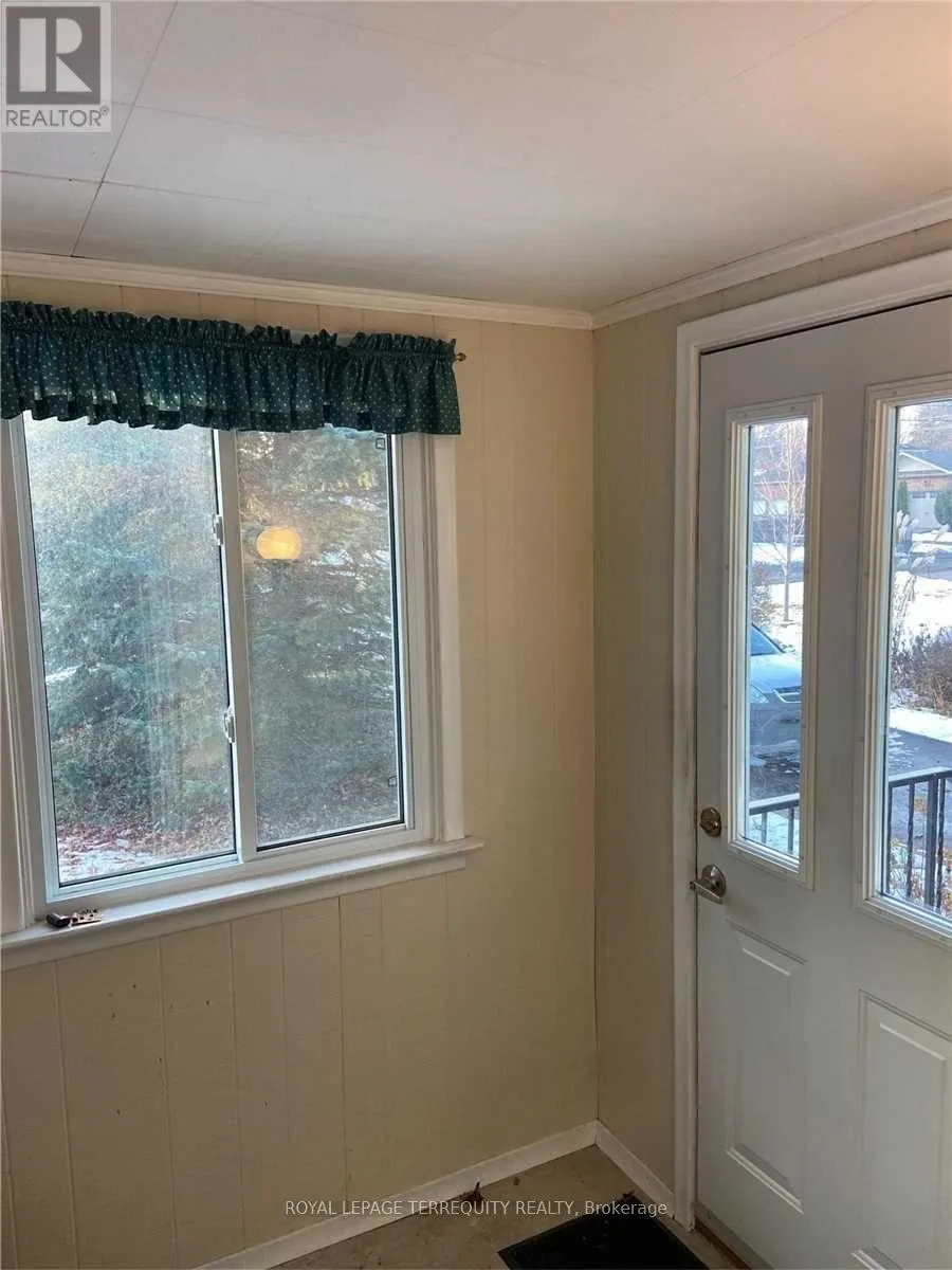 42 BROOK ROAD S
