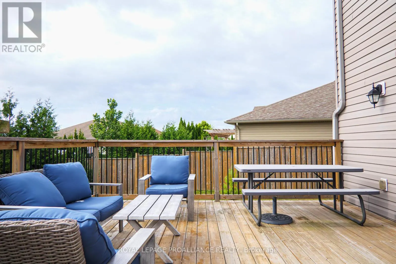 14 PIER DRIVE