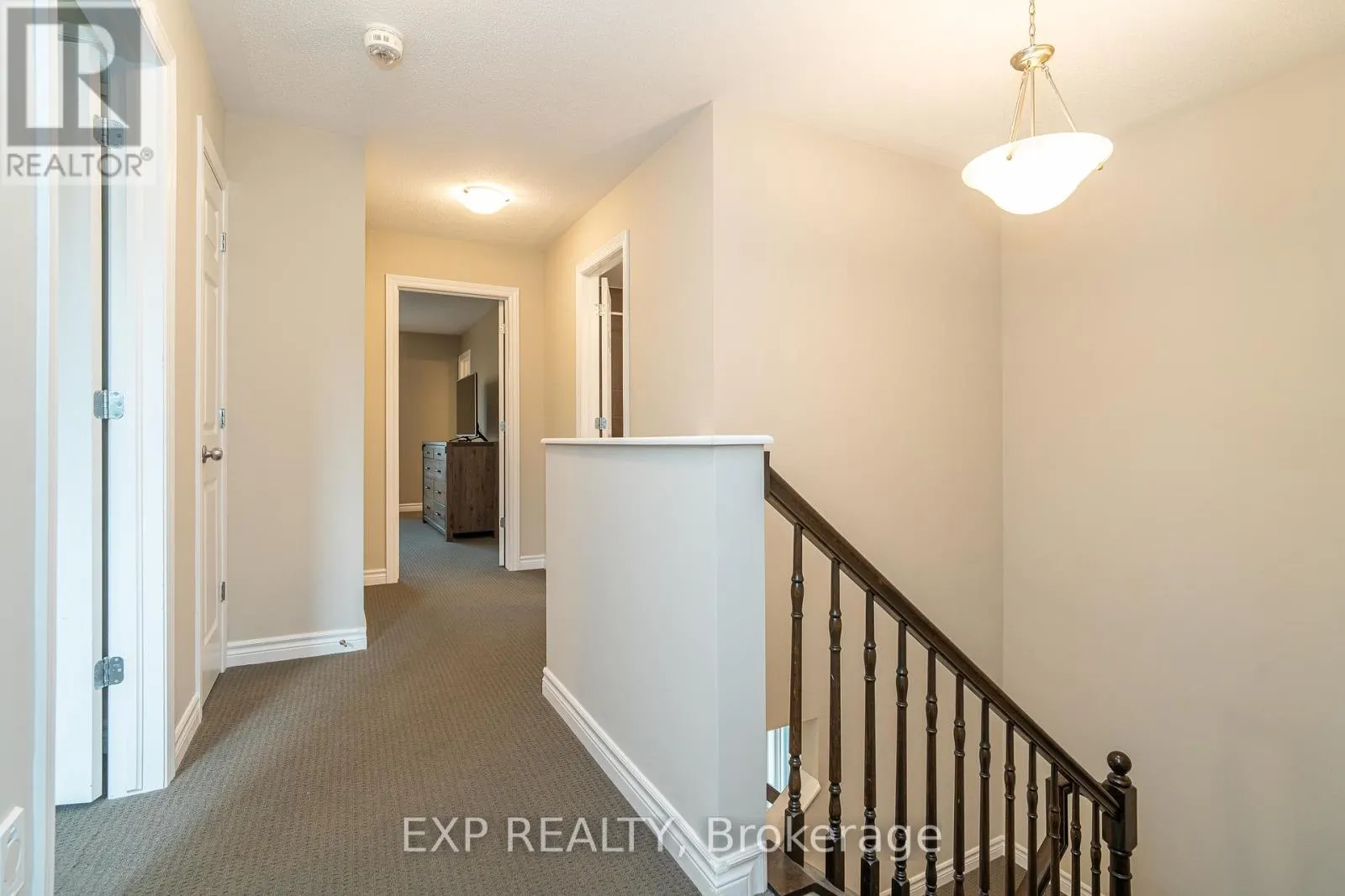 3545 WOODROFFE AVENUE
