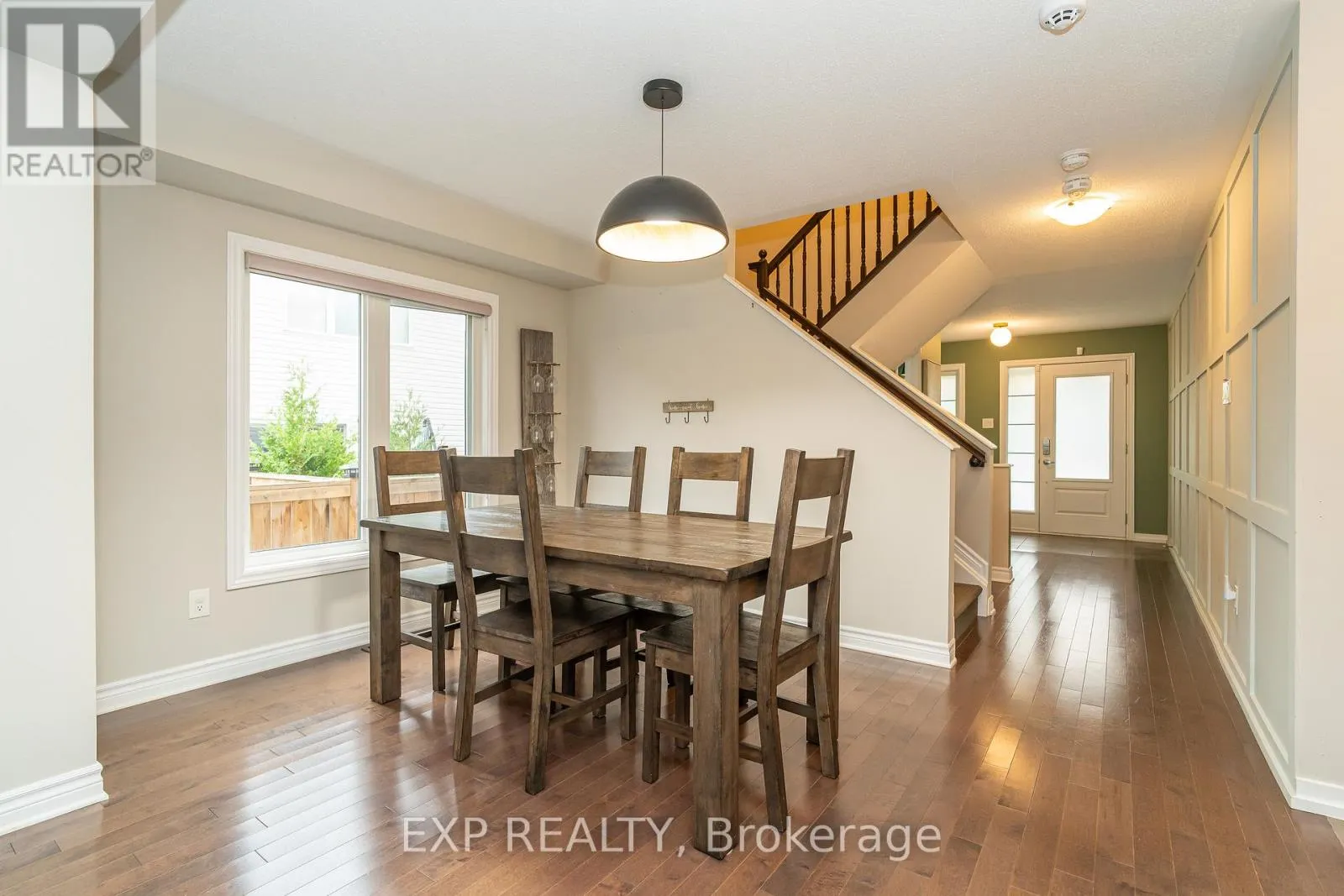 3545 WOODROFFE AVENUE