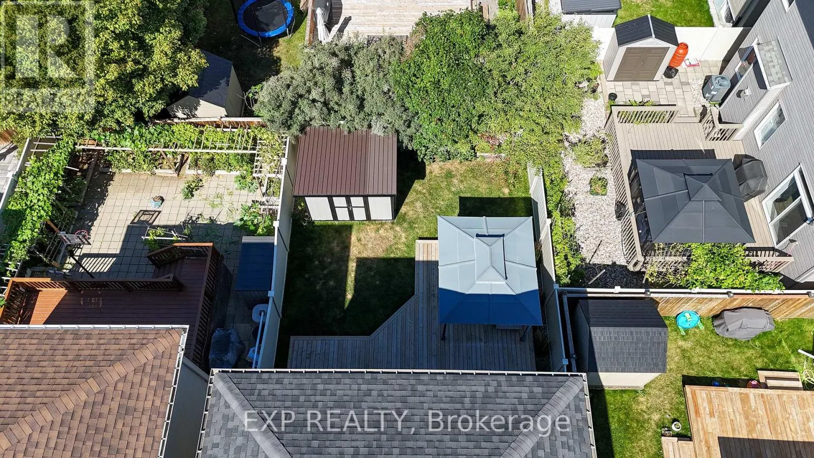 3545 WOODROFFE AVENUE