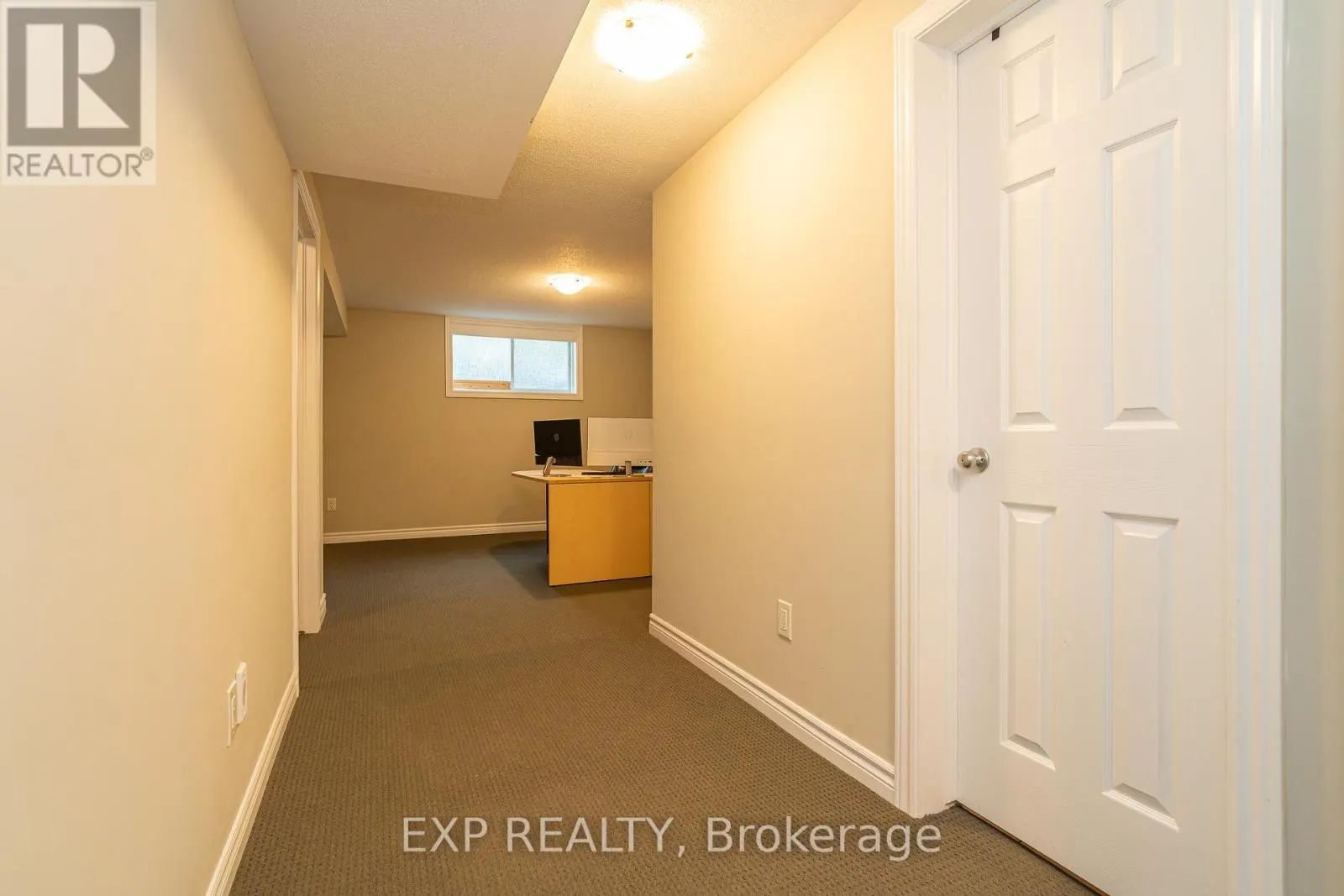 3545 WOODROFFE AVENUE